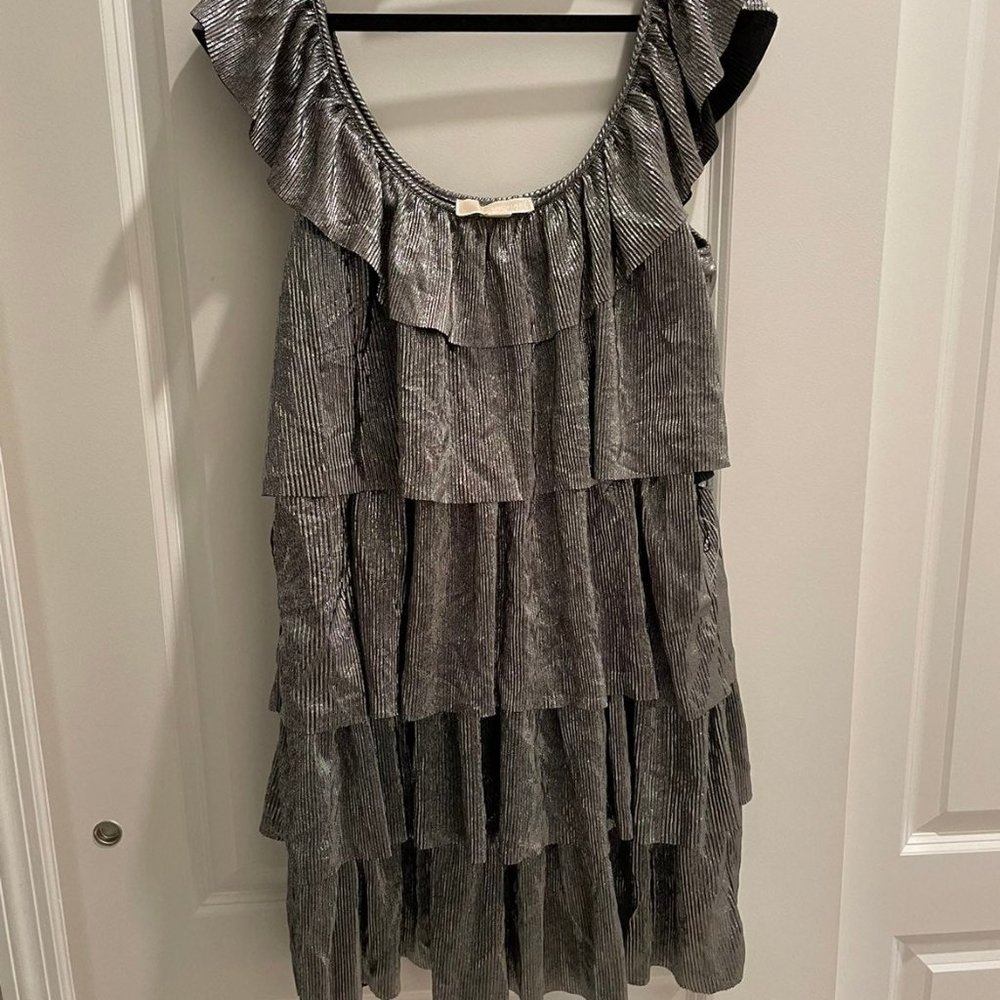 NWOT Michael Kors Ruffled Silver Shirt L